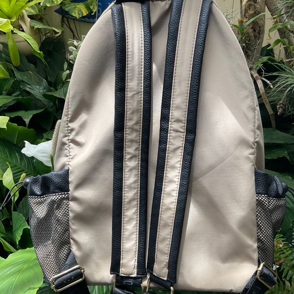 STEVE MADDEN Large Tan/Gold & Black Backpack - Picture 4 of 13